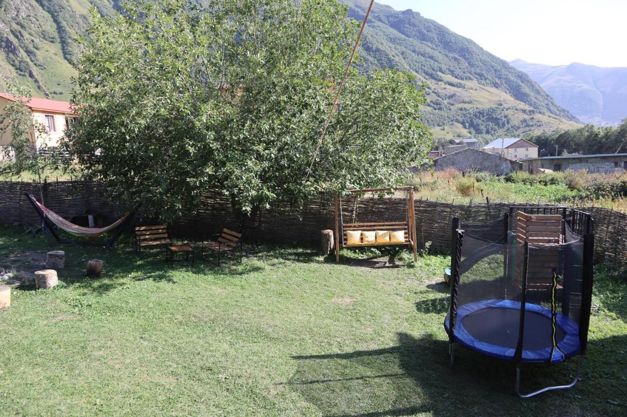 Kazbegi Cottages מראה חיצוני תמונה