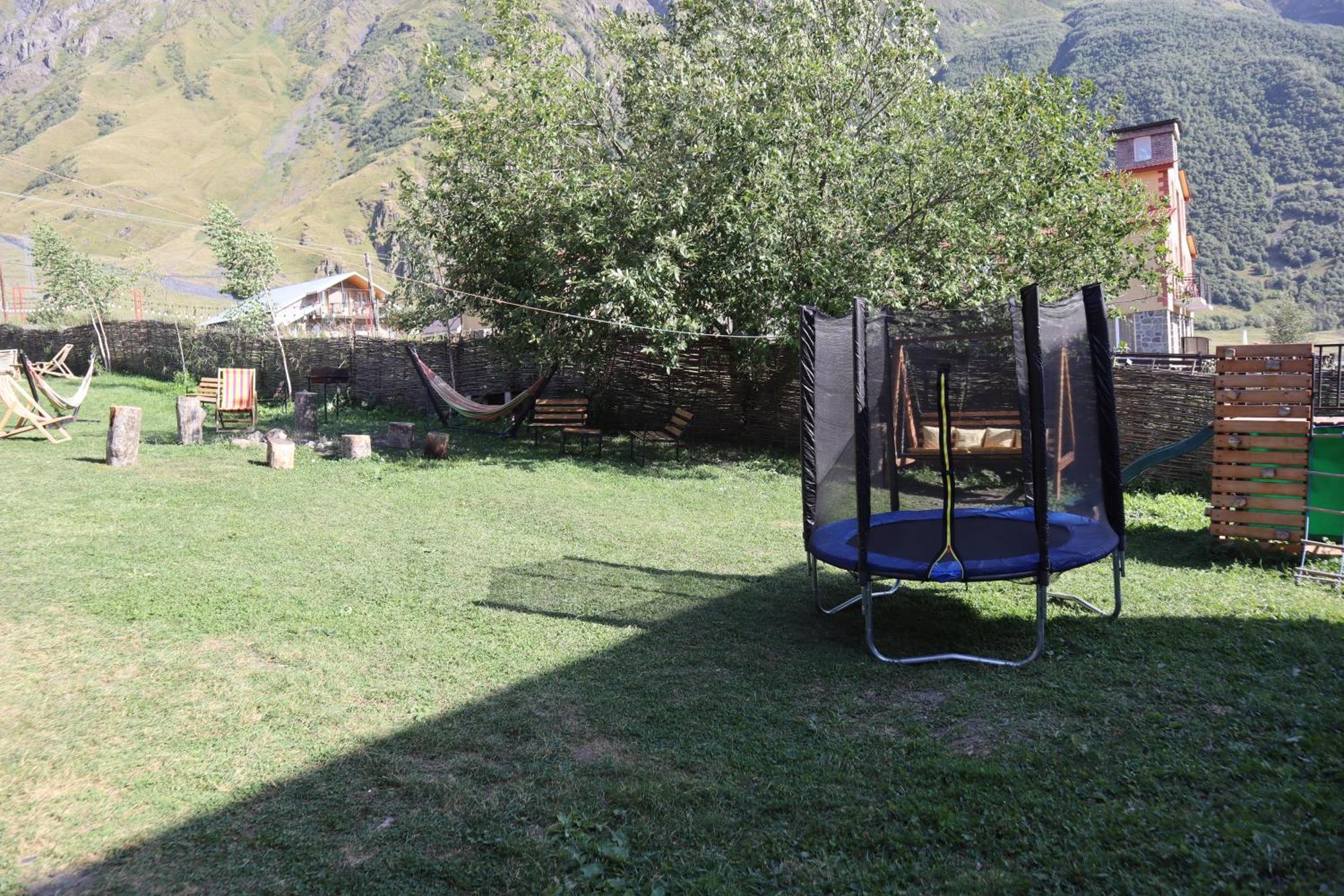 Kazbegi Cottages מראה חיצוני תמונה