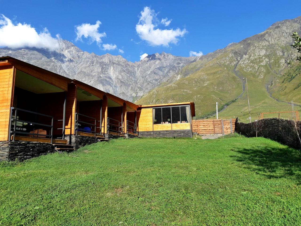 Kazbegi Cottages מראה חיצוני תמונה