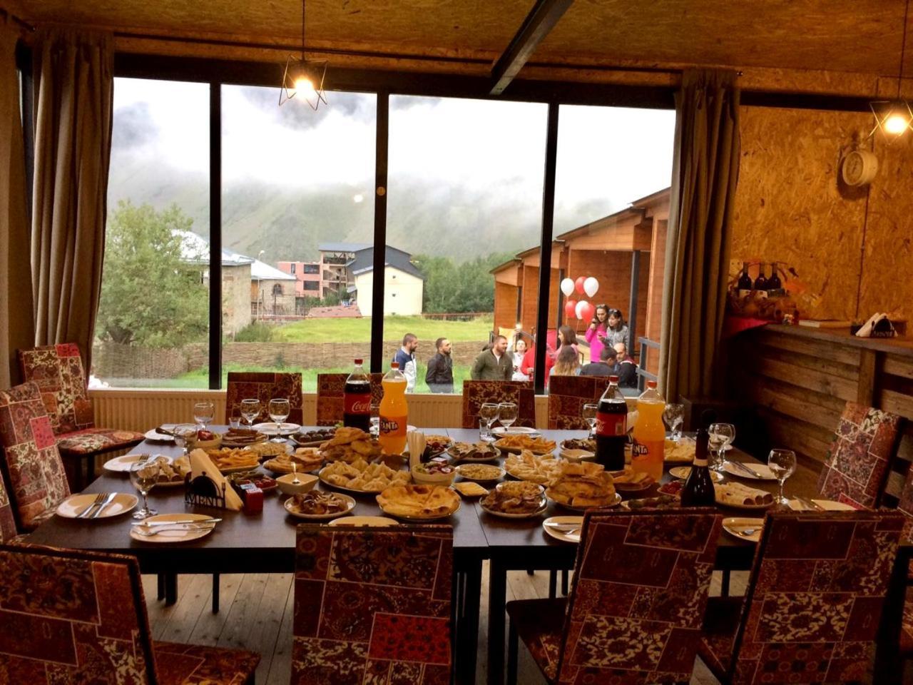 Kazbegi Cottages מראה חיצוני תמונה